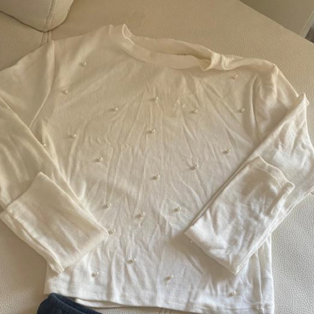 Woman long sleeve top